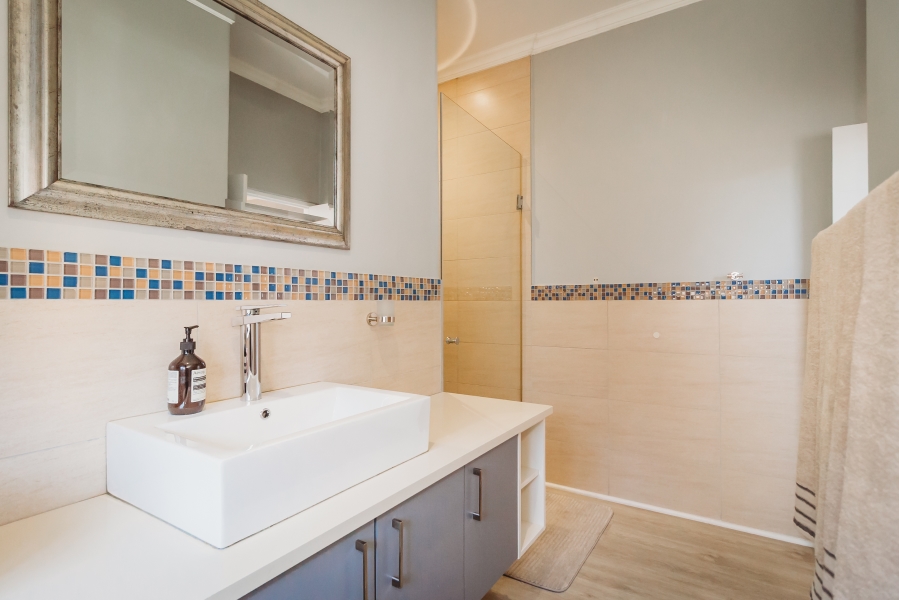 4 Bedroom Property for Sale in Herolds Bay Western Cape